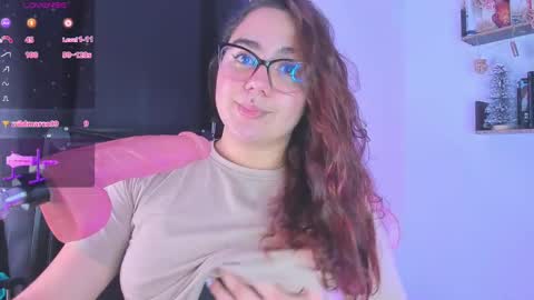 Snapshot of isarhodes_ chatting on December 2024 10:35:02 PM Isa online show from December 2024 10:35:02 PM