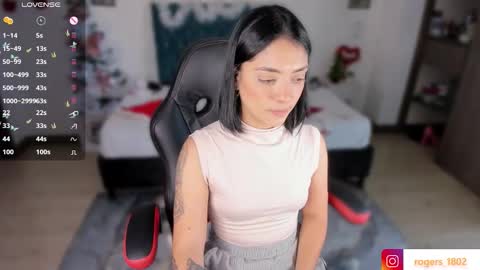 isabel  online show from November 2025 06:12:01 PM