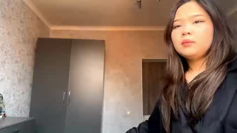 isascullark online show from February 2026 06:55:02 AM