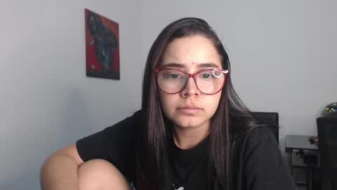 Emma online show from February 2025 03:22:01 AM