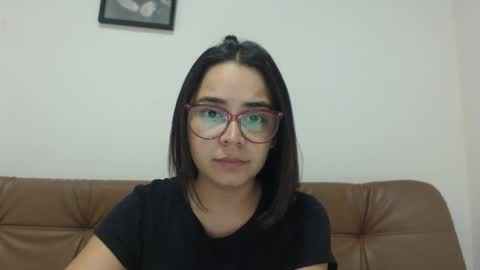 Emma online show from September 2025 03:19:01 AM