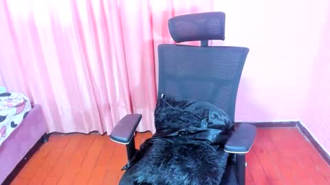 Snapshot of ishanyfalak chatting on December 2025 05:31:01 PM Ishanyfalak online show from December 2025 05:31:01 PM