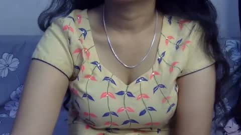 Snapshot of ishika_ishu chatting on September 2025 07:19:01 AM ishika_ishu online show from September 2025 07:19:01 AM