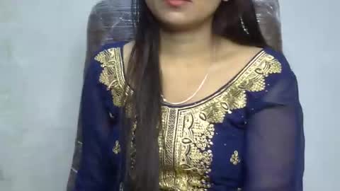 Snapshot of ishika_ishu chatting on November 2025 05:15:01 PM ishika_ishu online show from November 2025 05:15:01 PM