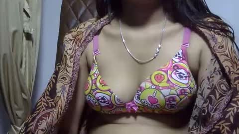 Snapshot of ishika_ishu chatting on February 2026 07:23:02 PM ishika_ishu online show from February 2026 07:23:02 PM
