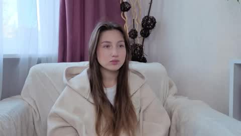 Olivia online show from October 2025 08:17:01 AM