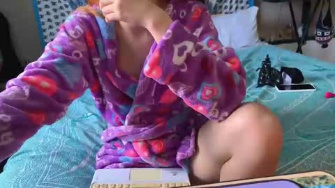 Snapshot of isis_alan chatting on November 2025 03:34:02 PM Isis Alan online show from November 2025 03:34:02 PM