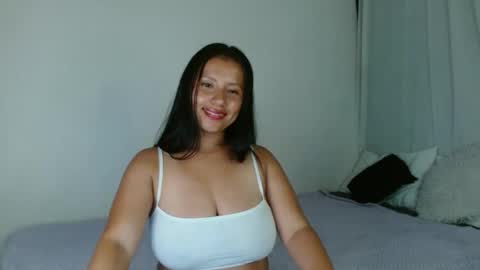 Isis  online show from February 2025 10:43:02 PM