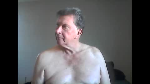 island625103 online show from February 2025 09:11:02 PM