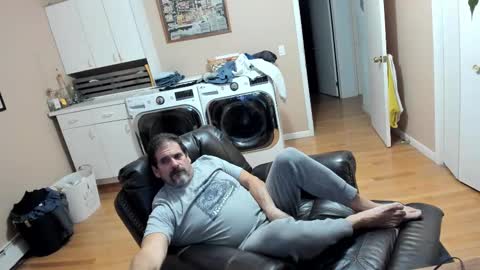 Jim online show from November 2025 10:15:02 PM