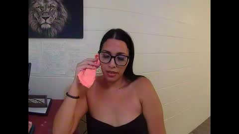 Snapshot of islandmilf777 chatting on November 2025 02:56:02 AM BiancaRose online show from November 2025 02:56:02 AM