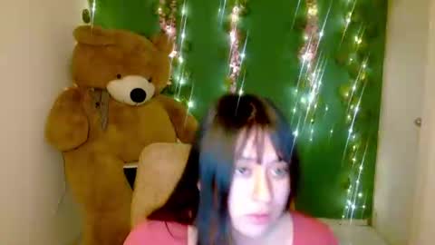 Snapshot of islarose338132 chatting on June 2026 03:46:01 PM islarose338132 online show from June 2026 03:46:01 PM