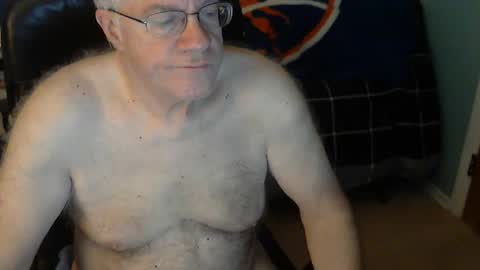 Snapshot of islesman22 chatting on December 2024 10:13:01 AM islesman22 online show from December 2024 10:13:01 AM