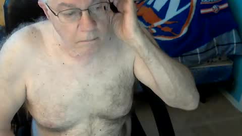 islesman22 online show from July 2026 11:34:01 AM
