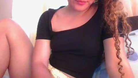 Snapshot of issa30213 chatting on April 2026 02:24:01 PM Issa online show from April 2026 02:24:01 PM