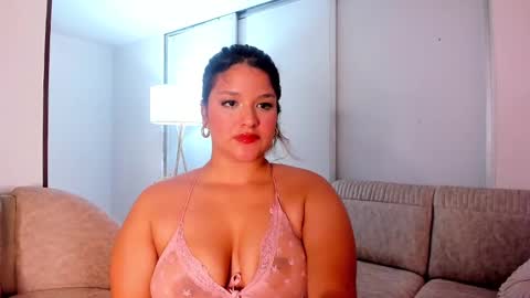 Issabela online show from February 2025 08:39:01 AM