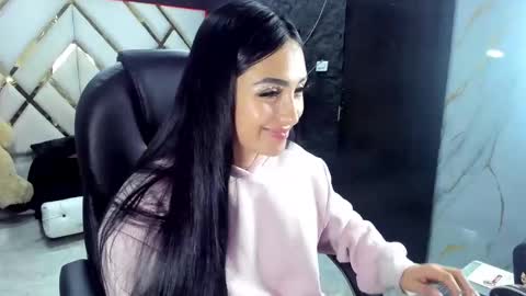 issabela_mackey_ online show from November 2025 05:09:02 AM