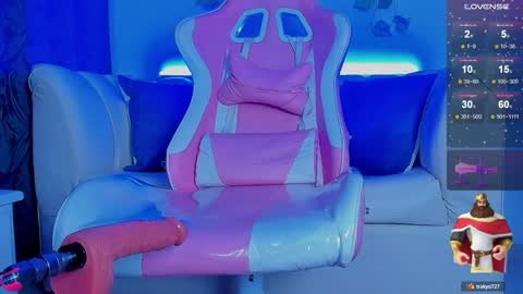 Snapshot of issac_james chatting on December 2024 10:17:02 AM Issac online show from December 2024 10:17:02 AM