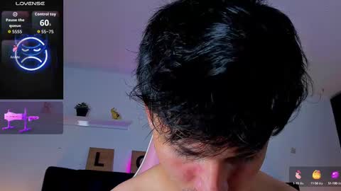 Snapshot of issac_james chatting on September 2025 04:01:01 AM Issac online show from September 2025 04:01:01 AM