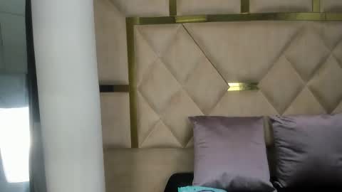 Issys online show from January 2026 03:01:02 AM