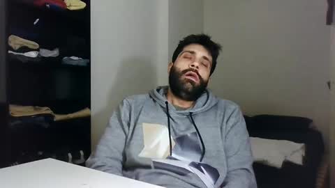 Snapshot of italianboybcn chatting on January 2025 06:57:01 PM italianboybcn online show from January 2025 06:57:01 PM