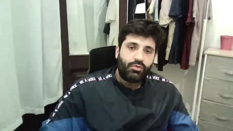 Snapshot of italianboybcn chatting on October 2025 09:38:02 PM italianboybcn online show from October 2025 09:38:02 PM