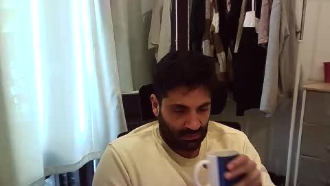 Snapshot of italianboybcn chatting on November 2025 07:38:02 AM italianboybcn online show from November 2025 07:38:02 AM