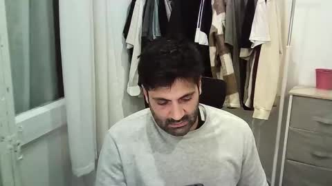 Snapshot of italianboybcn chatting on November 2025 06:52:02 PM italianboybcn online show from November 2025 06:52:02 PM