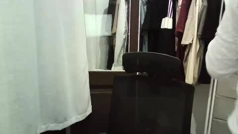 Snapshot of italianboybcn chatting on December 2025 05:51:01 PM italianboybcn online show from December 2025 05:51:01 PM