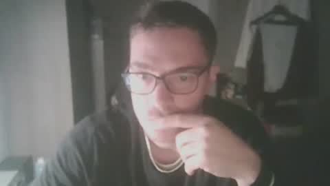 Snapshot of italianslavexoxo chatting on November 2025 07:12:01 AM S online show from November 2025 07:12:01 AM