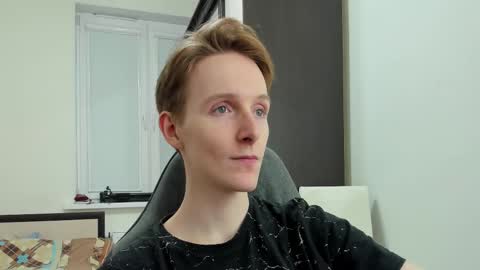 Ethan online show from January 2026 06:21:02 PM