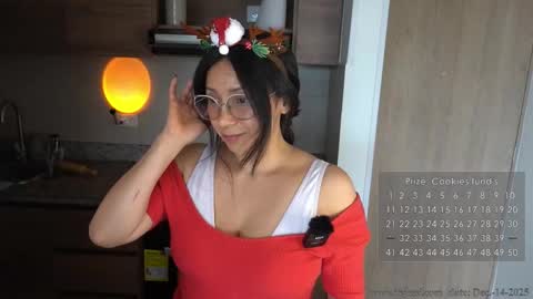 Snapshot of its_jessi chatting on December 2025 08:13:02 PM Jessi online show from December 2025 08:13:02 PM