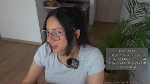 Jessi online show from February 2026 09:15:02 PM