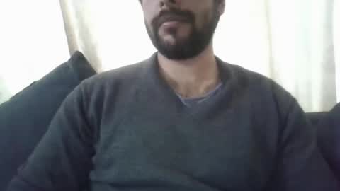 Snapshot of its_me_2323 chatting on January 2025 07:15:01 AM its_me_2323 online show from January 2025 07:15:01 AM