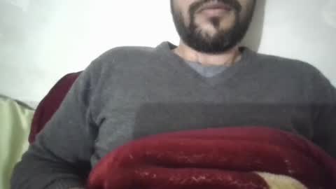 Snapshot of its_me_2323 chatting on January 2025 05:05:02 AM its_me_2323 online show from January 2025 05:05:02 AM