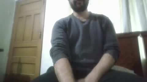 Snapshot of its_me_2323 chatting on January 2025 06:05:02 AM its_me_2323 online show from January 2025 06:05:02 AM