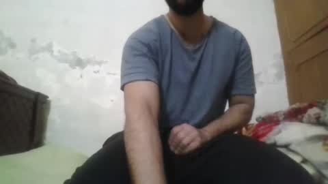 Snapshot of its_me_2323 chatting on January 2025 08:32:02 AM its_me_2323 online show from January 2025 08:32:02 AM