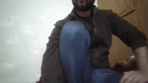 Snapshot of its_me_2323 chatting on February 2025 07:29:02 AM its_me_2323 online show from February 2025 07:29:02 AM