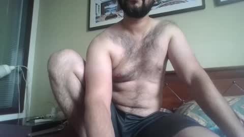 Snapshot of its_me_2323 chatting on March 2025 08:40:02 AM its_me_2323 online show from March 2025 08:40:02 AM