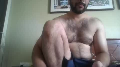 Snapshot of its_me_2323 chatting on December 2025 04:00:02 AM its_me_2323 online show from December 2025 04:00:02 AM