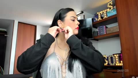 Sol online show from January 2025 01:47:01 PM