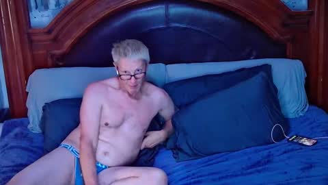 Snapshot of itsallaboutme68 chatting on October 2025 07:05:02 AM Just John online show from October 2025 07:05:02 AM