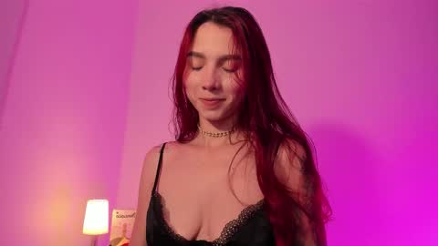 camill online show from November 2025 01:28:01 AM