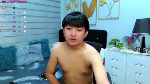 Snapshot of itsme_berniexx chatting on December 2024 11:37:02 PM ask me online show from December 2024 11:37:02 PM