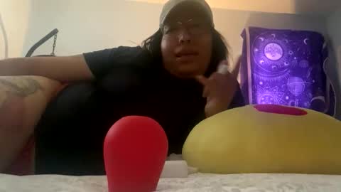 Snapshot of itsmehhhh chatting on November 2025 09:59:01 PM itsmehhhh online show from November 2025 09:59:01 PM