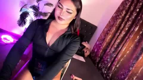 Siana online show from May 2026 11:50:02 AM