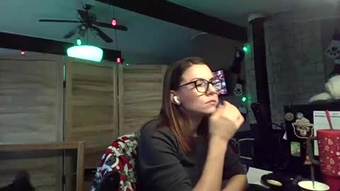 ItsMeSophie X online show from November 2025 06:12:01 PM