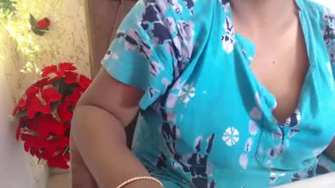Snapshot of itsmiradesire chatting on May 2026 08:30:02 AM Mira online show from May 2026 08:30:02 AM