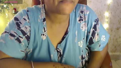 Snapshot of itsmiradesire chatting on June 2026 01:54:02 AM Mira online show from June 2026 01:54:02 AM
