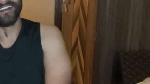 Snapshot of itsmylife021 chatting on November 2025 06:40:02 PM Raje online show from November 2025 06:40:02 PM